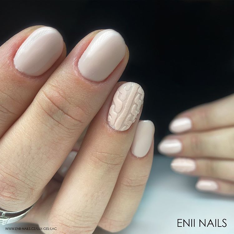 Screenshot_2020-03-23 Enii_nails_official ( enii_nails_official) • Fotky a videa na Instagramu